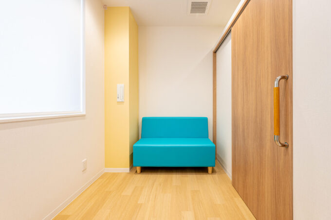 隔離待合スペース