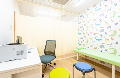 むろや小児科アレルギークリニック 診察室